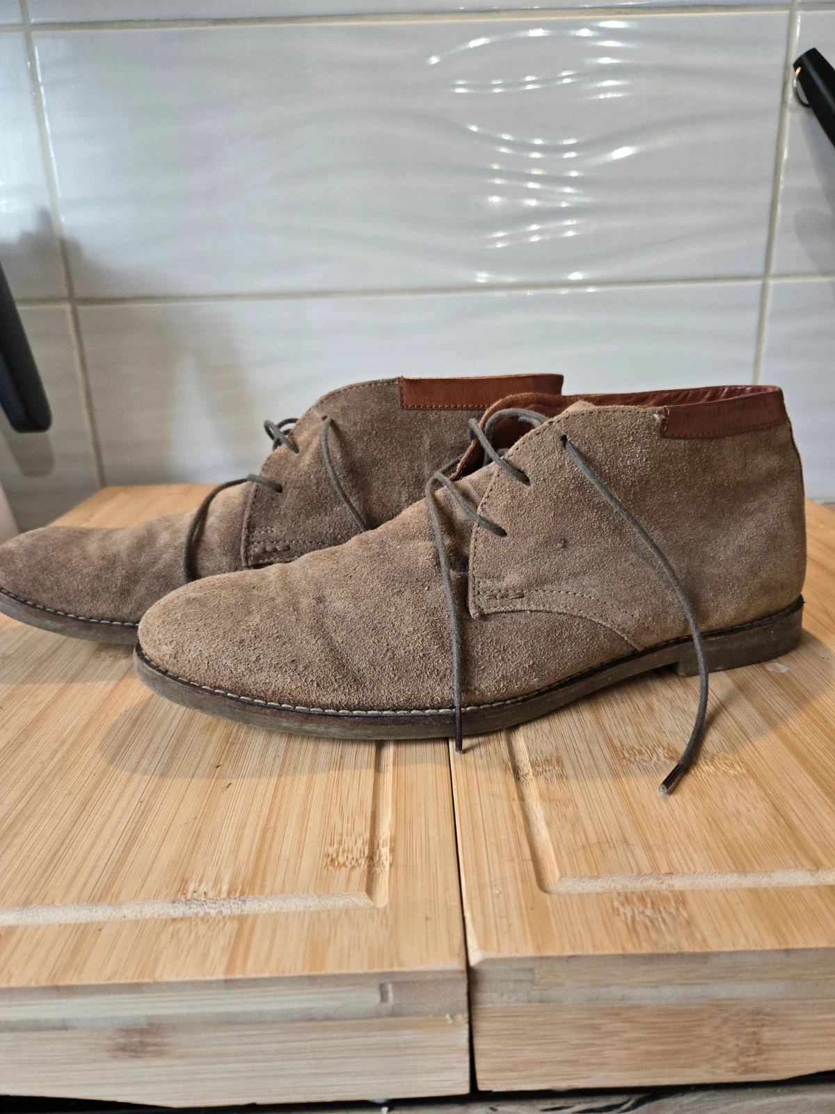 Bottines à lacets en suédine